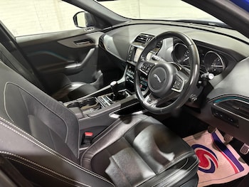 Used Jaguar F-Pace 2017 for sale - 76801476: Photo