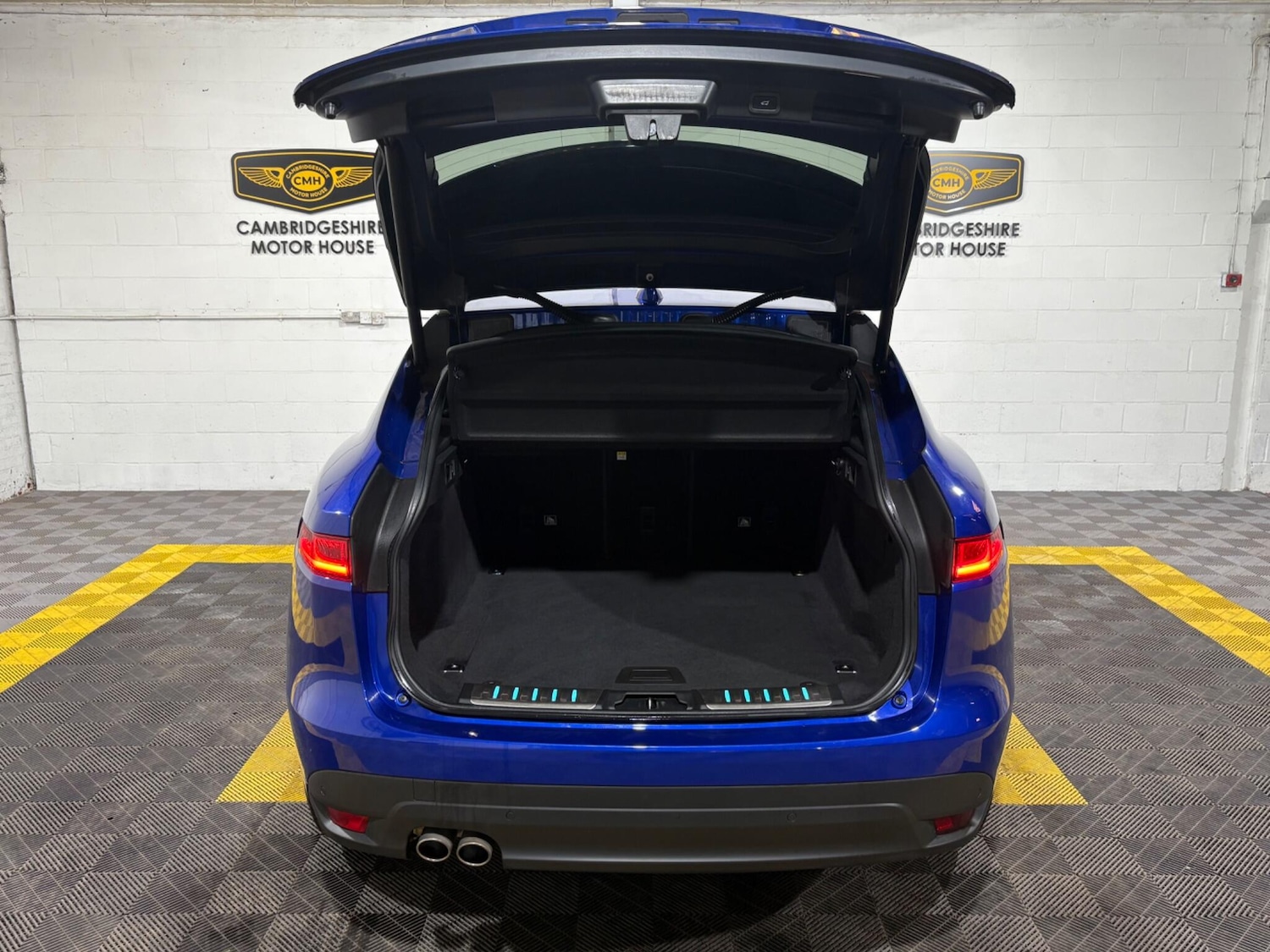 Used Jaguar F-Pace 2017 for sale - 76801476: Photo 47