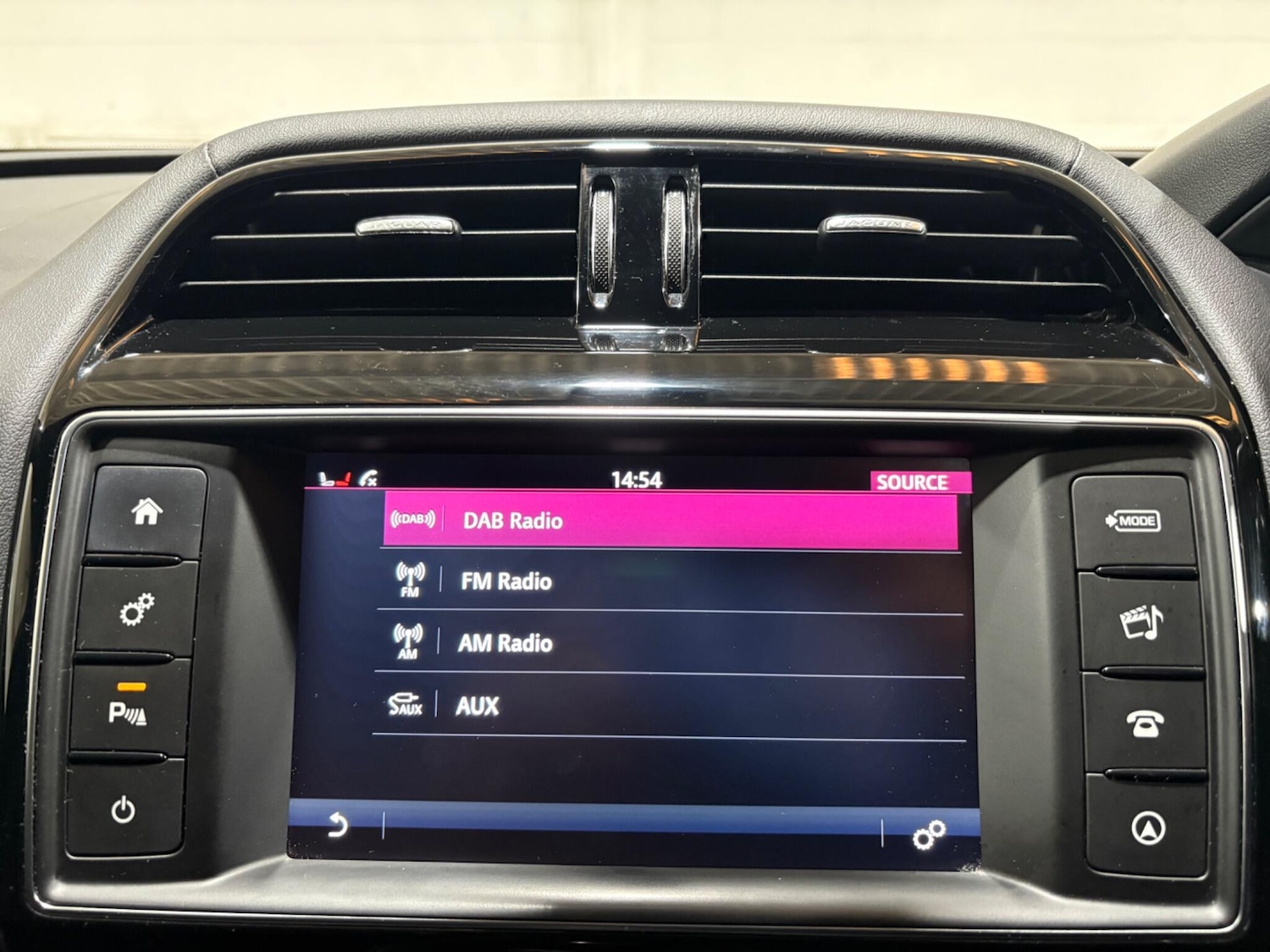 Used Jaguar F-Pace 2017 for sale - 76801476: Photo 57