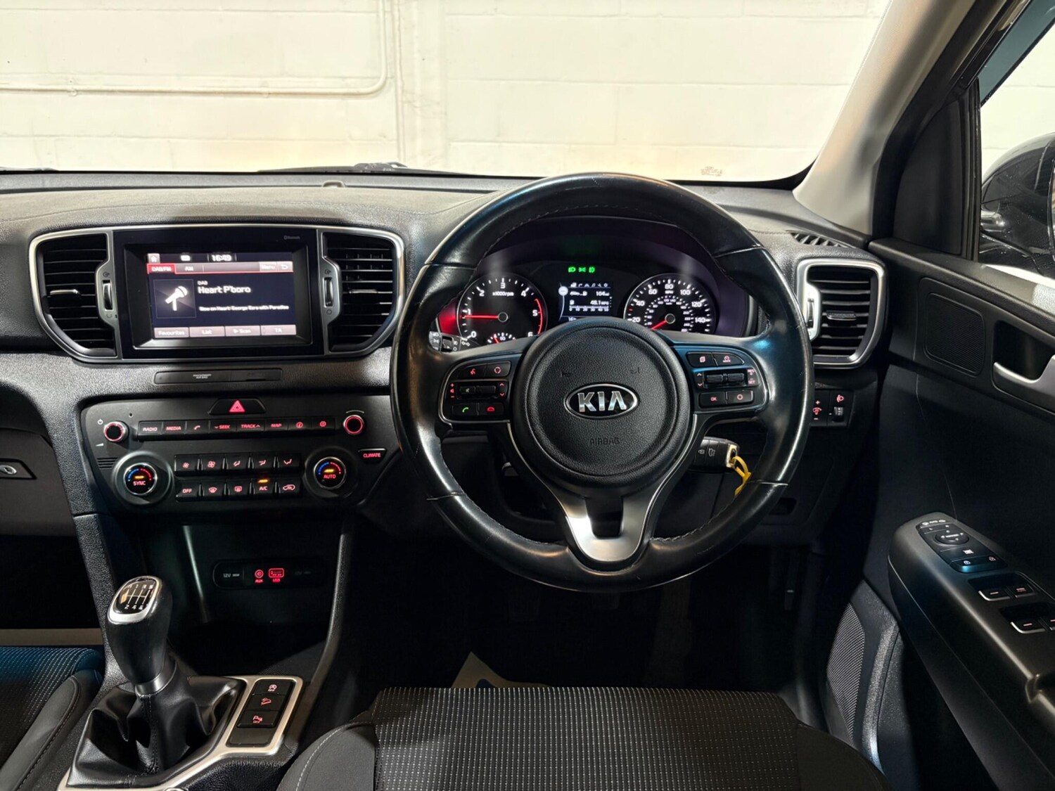 Used Kia Sportage 2018 for sale - 76000977: Photo 33