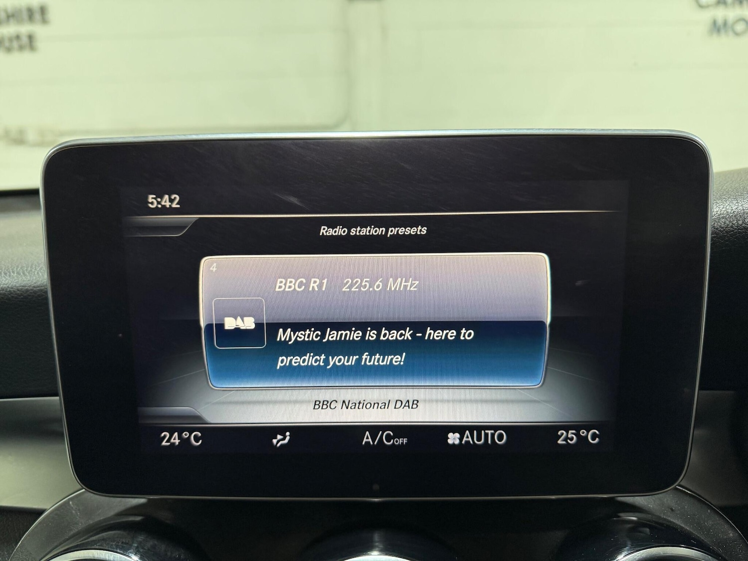 Used Mercedes-Benz GLC 2018 for sale - 76990180: Photo 24