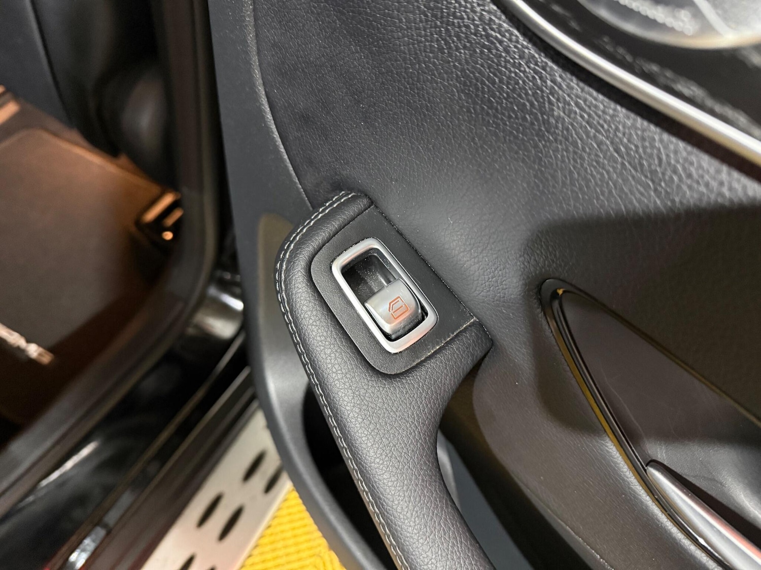 Used Mercedes-Benz GLC 2018 for sale - 76990180: Photo 53