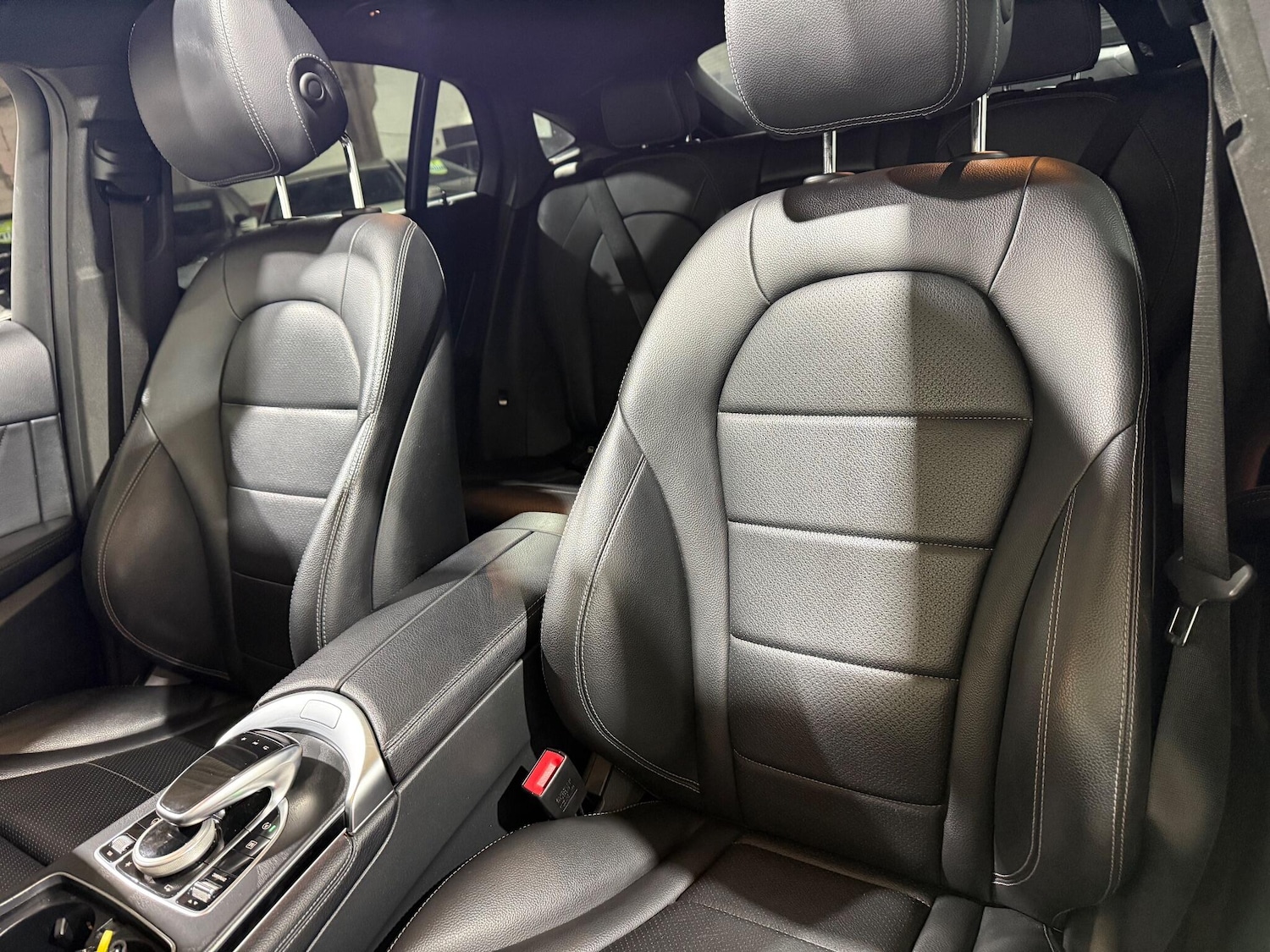 Used Mercedes-Benz GLC 2018 for sale - 76990180: Photo 63