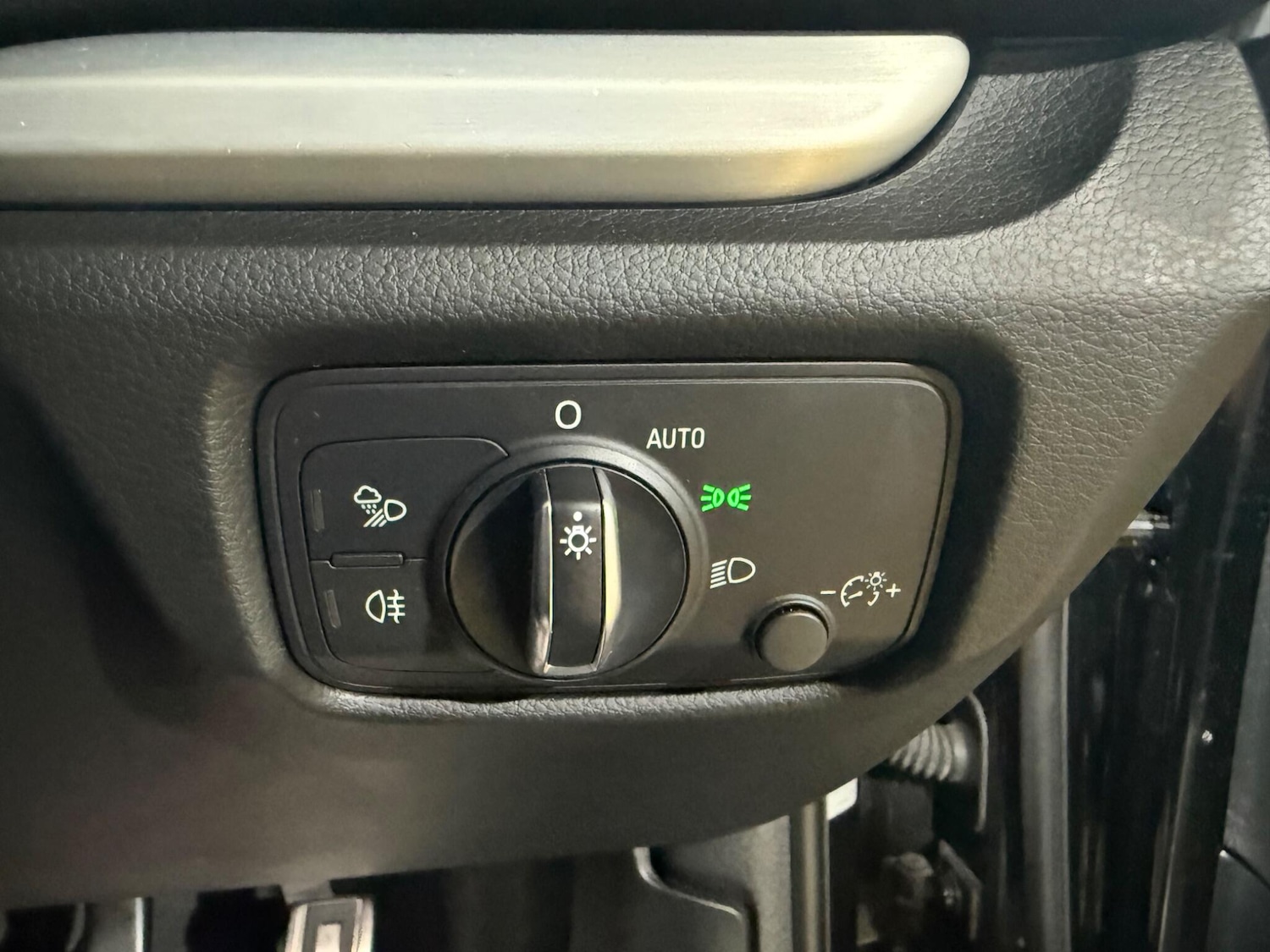 Used Audi A3 2017 for sale - 75669636: Photo 26