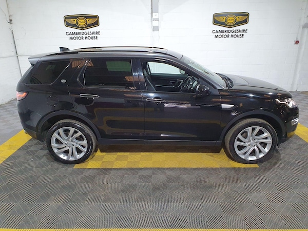 Used Land Rover Discovery Sport 2017 for sale - 76179647: Photo 27