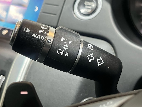 Used Land Rover Discovery Sport 2017 for sale - 76179647: Photo 33
