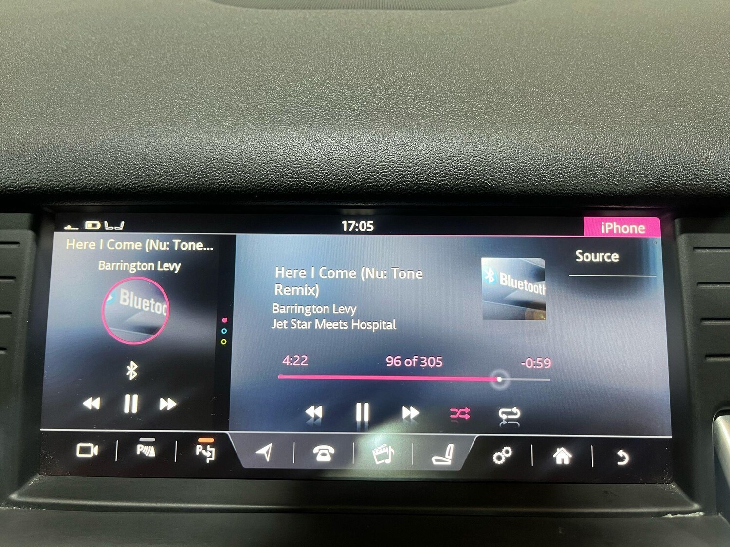 Used Land Rover Discovery Sport 2017 for sale - 76179647: Photo 40