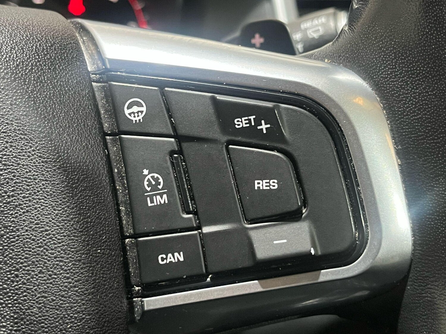 Used Land Rover Discovery Sport 2017 for sale - 76179647: Photo 41