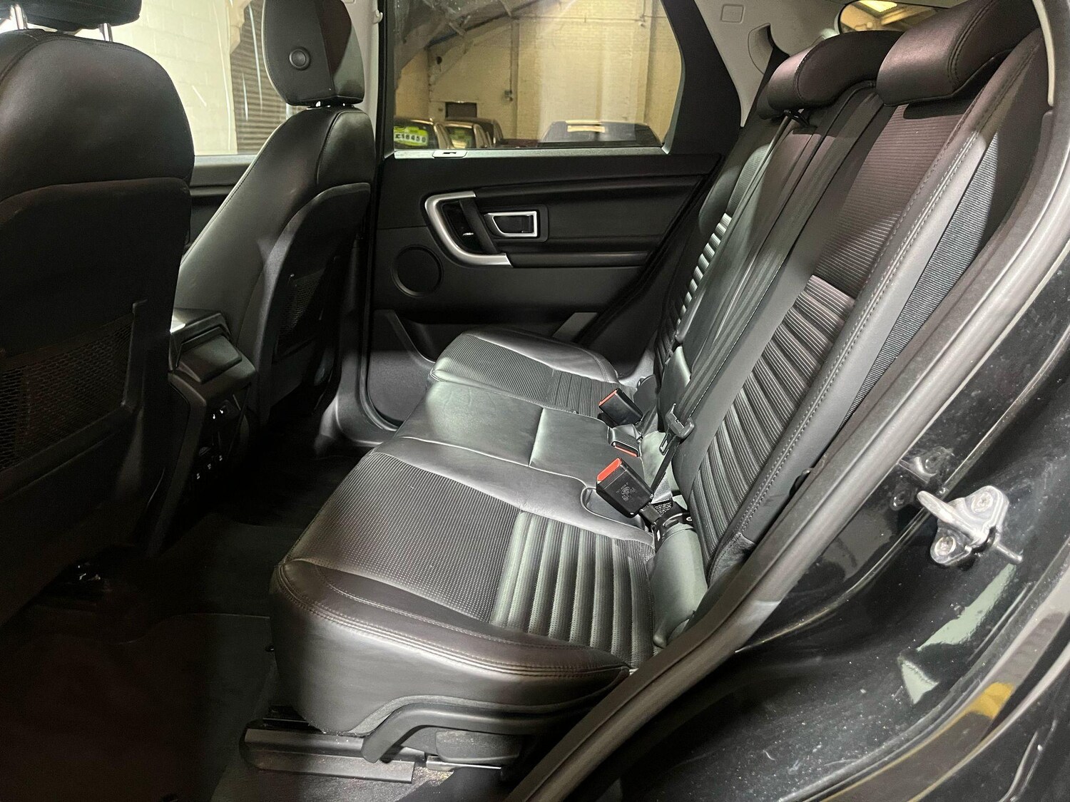 Used Land Rover Discovery Sport 2017 for sale - 76179647: Photo 59