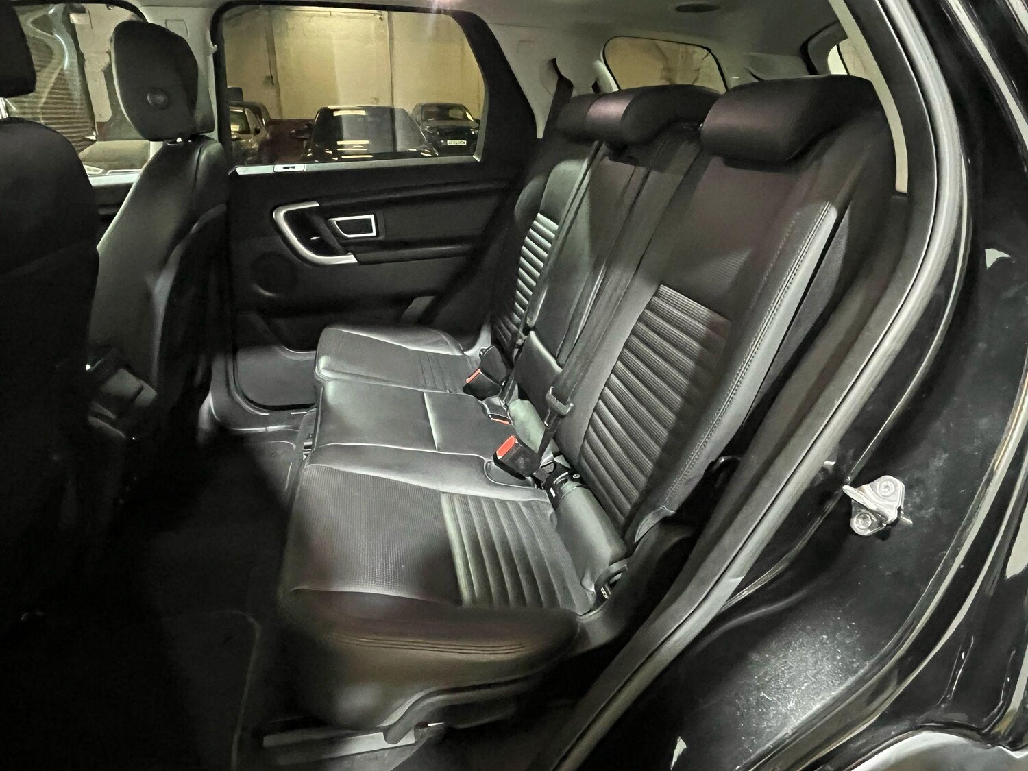 Used Land Rover Discovery Sport 2017 for sale - 76179647: Photo 68