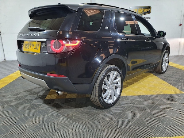 Used Land Rover Discovery Sport 2017 for sale - 76179647: Photo 6