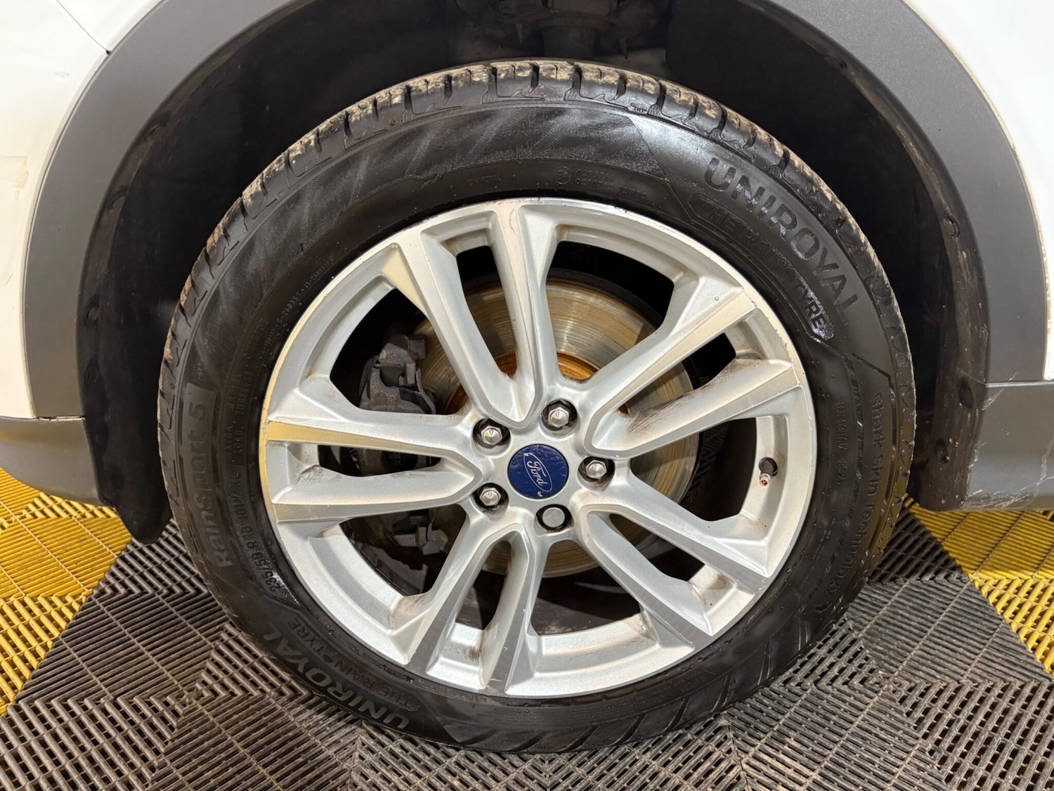 Used Ford Kuga 2015 for sale - 76990109: Photo 51