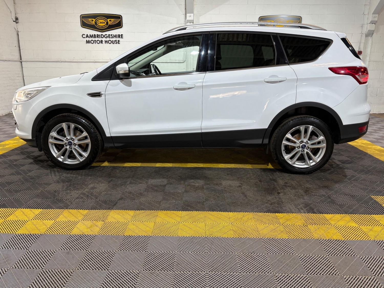 Used Ford Kuga 2015 for sale - 76990109: Photo 52