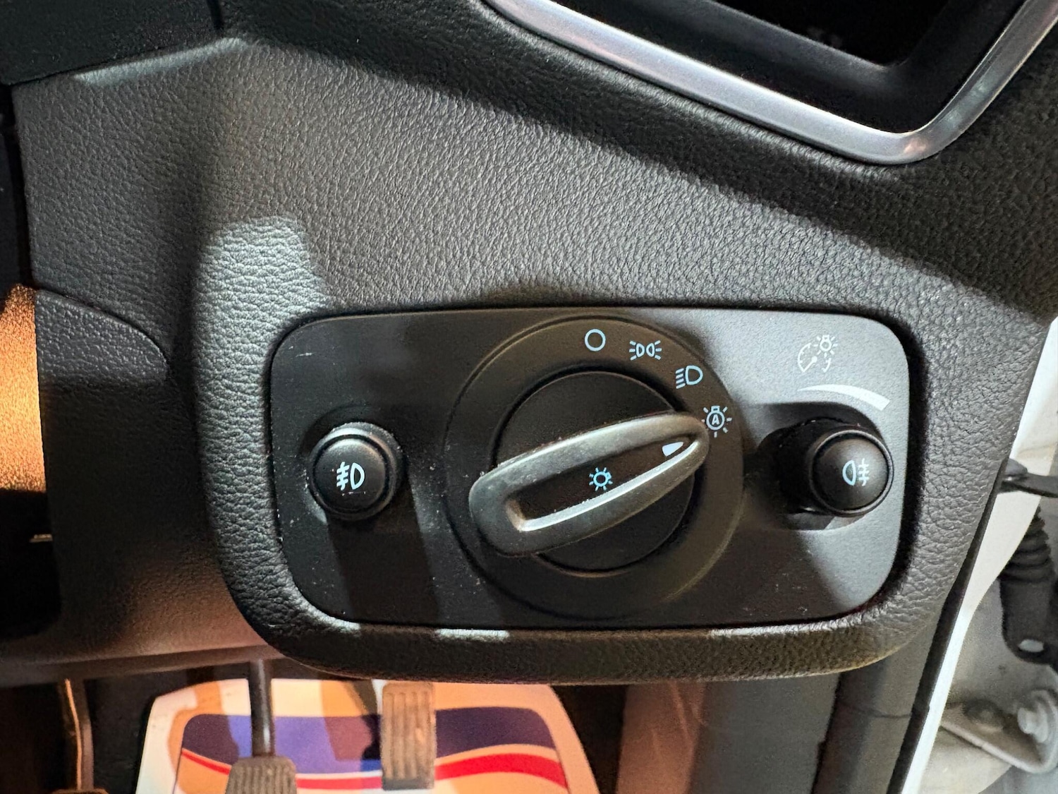 Used Ford Kuga 2015 for sale - 76990109: Photo 69