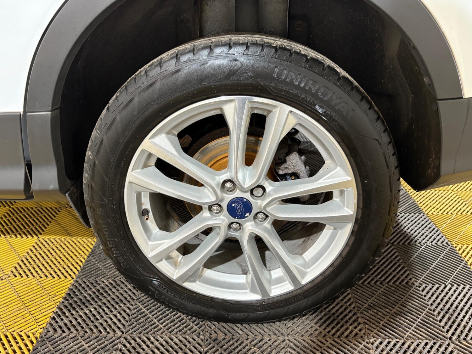 Used Ford Kuga 2015 for sale - 76990109: Photo 75