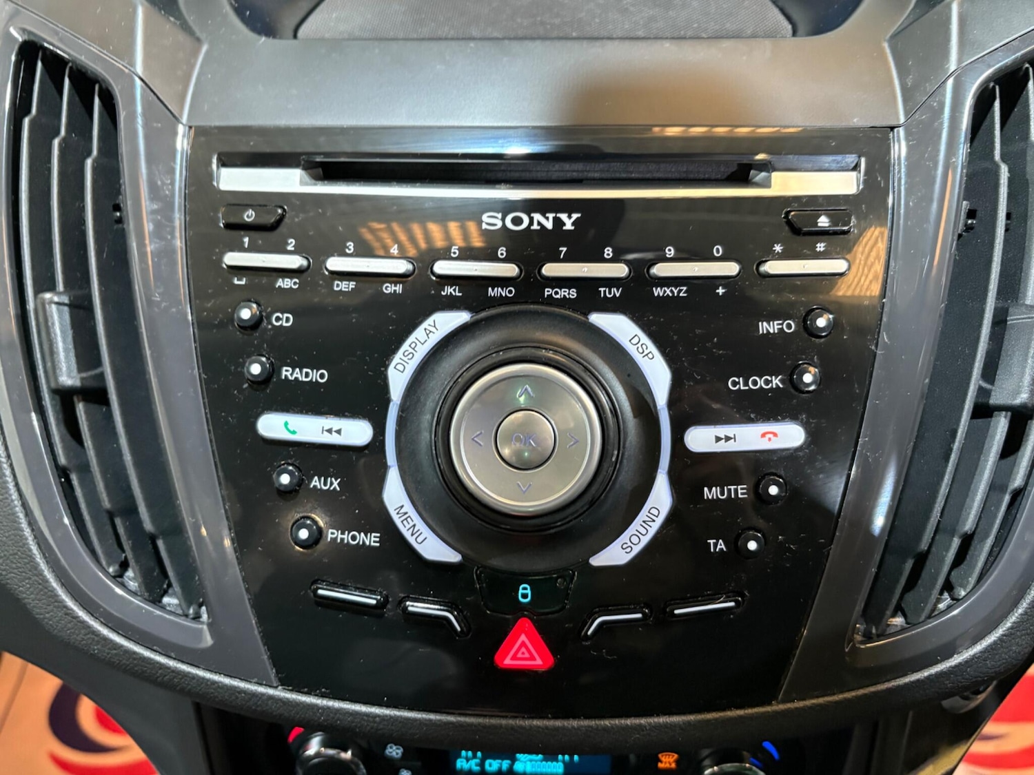 Used Ford Kuga 2015 for sale - 76990109: Photo 8