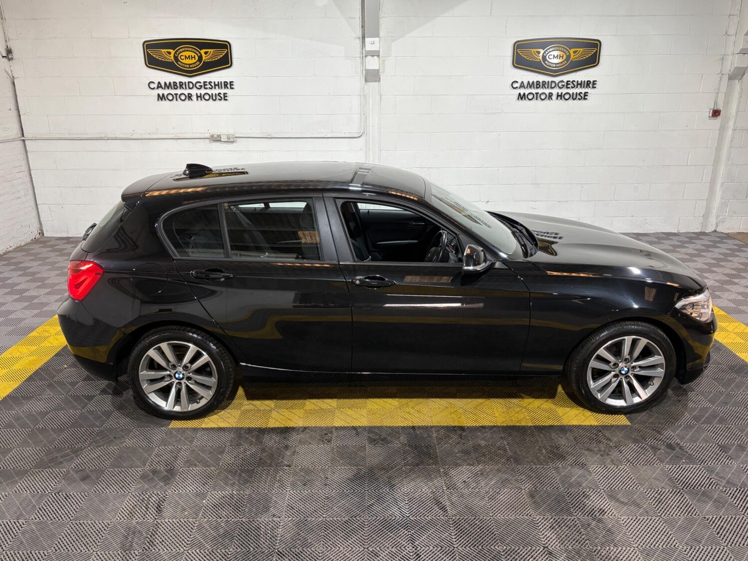 Used BMW 1 Series 2019 for sale - 76839601: Photo 23