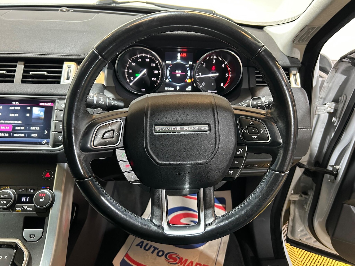 Used Land Rover Range Rover Evoque 2015 for sale - 76989555: Photo 9