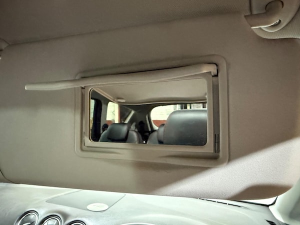 Used Ford S-Max 2011 for sale - 75682136: Photo 14