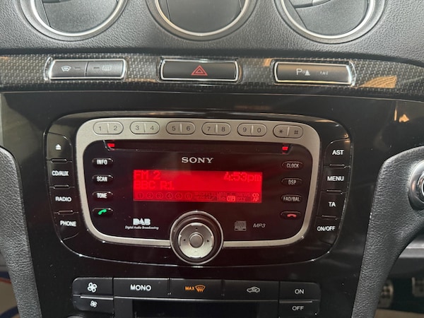 Used Ford S-Max 2011 for sale - 75682136: Photo 23