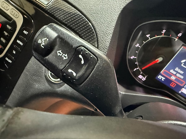 Used Ford S-Max 2011 for sale - 75682136: Photo 25