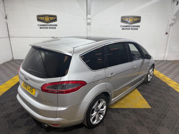 Used Ford S-Max 2011 for sale - 75682136: Photo 3