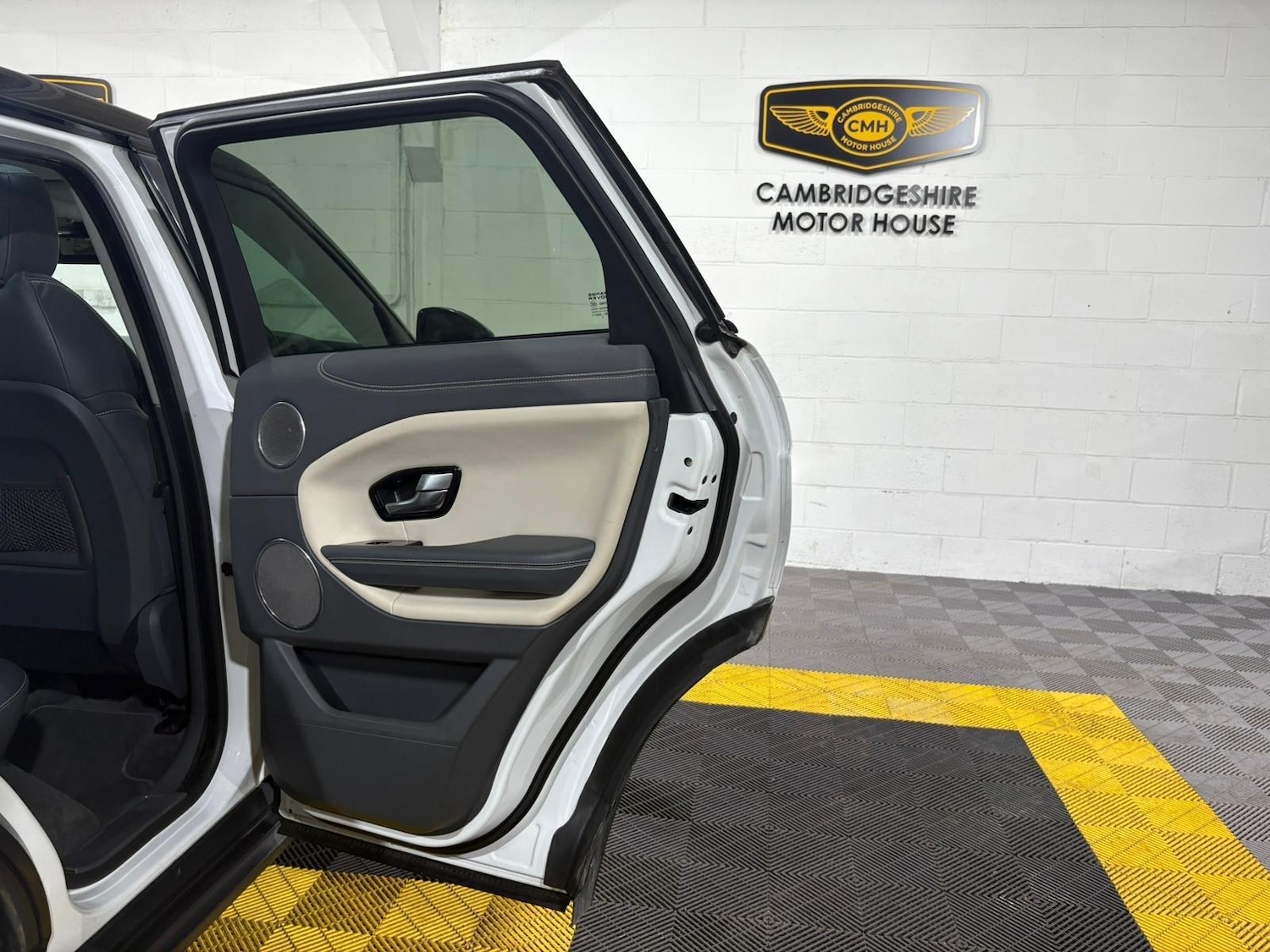 Used Land Rover Range Rover Evoque 2015 for sale - 76562412: Photo 37