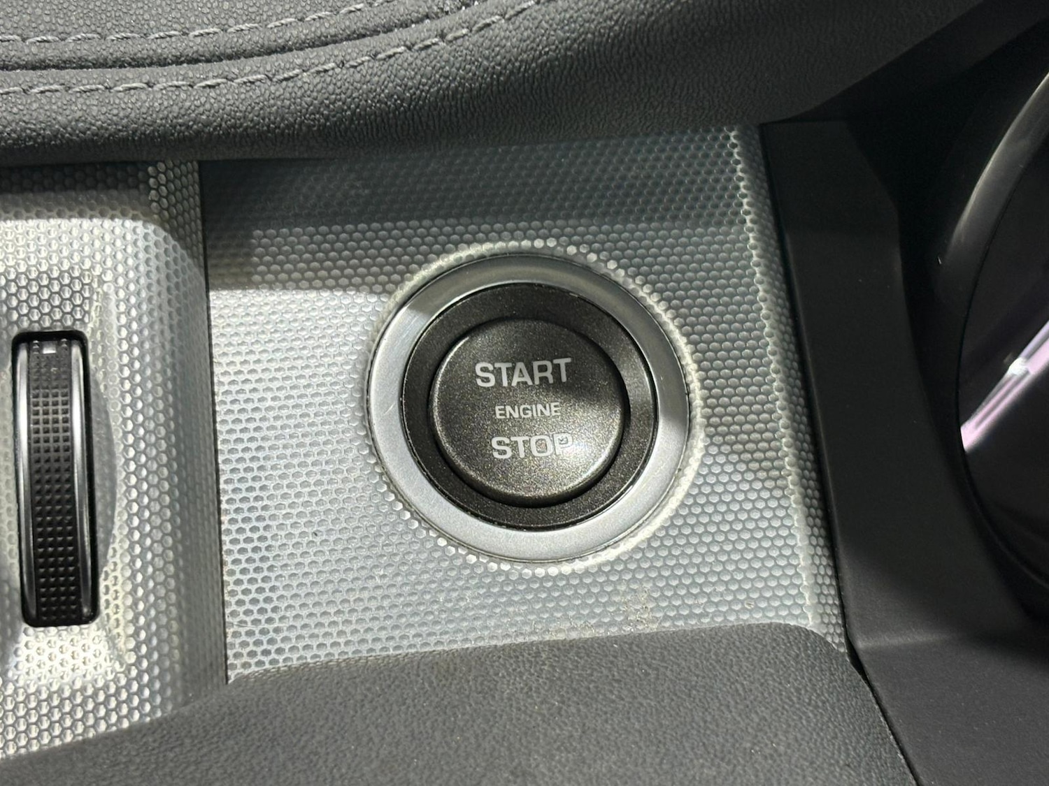 Used Land Rover Range Rover Evoque 2015 for sale - 76562412: Photo 56