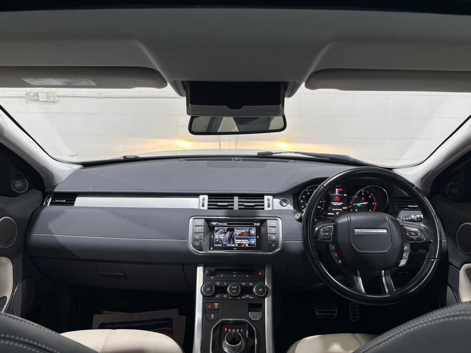 Used Land Rover Range Rover Evoque 2015 for sale - 76562412: Photo 9