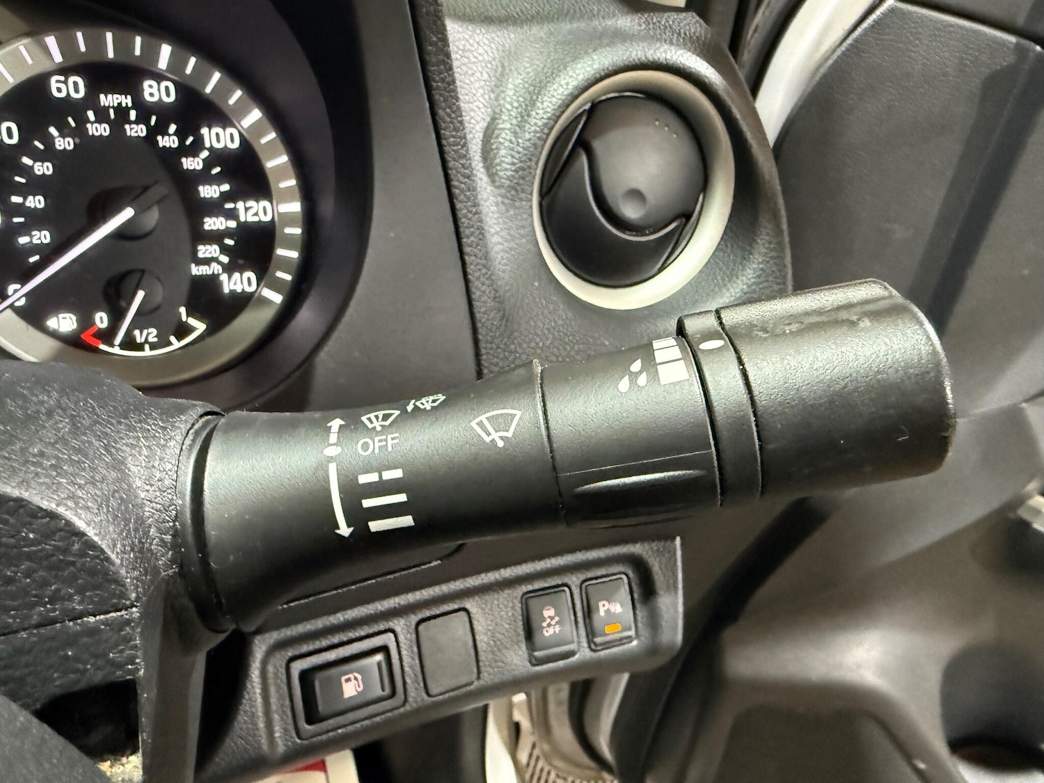 Used Nissan Navara 2019 for sale - 76424661: Photo 29