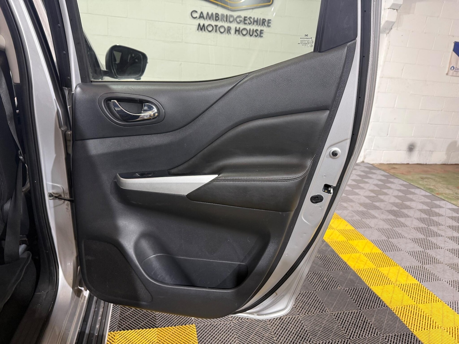 Used Nissan Navara 2019 for sale - 76424661: Photo 43