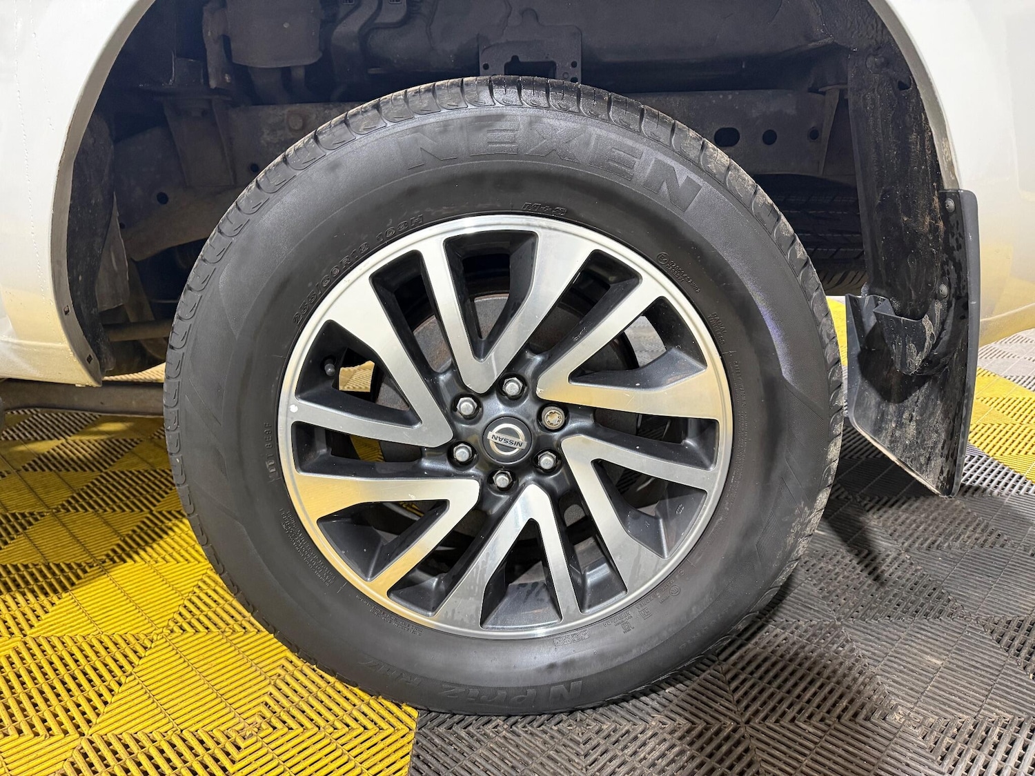 Used Nissan Navara 2019 for sale - 76424661: Photo 59