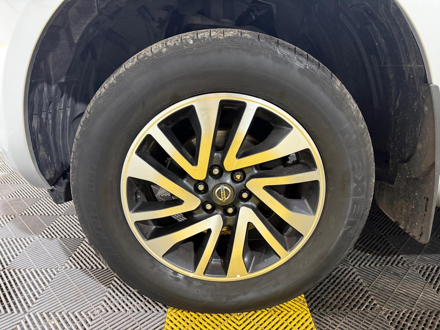 Used Nissan Navara 2019 for sale - 76424661: Photo 61