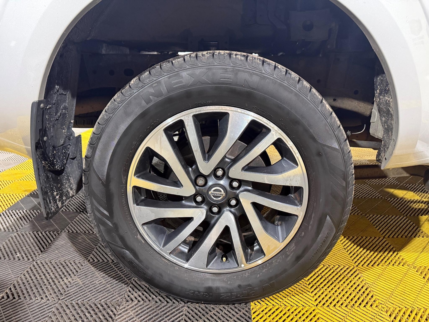 Used Nissan Navara 2019 for sale - 76424661: Photo 69