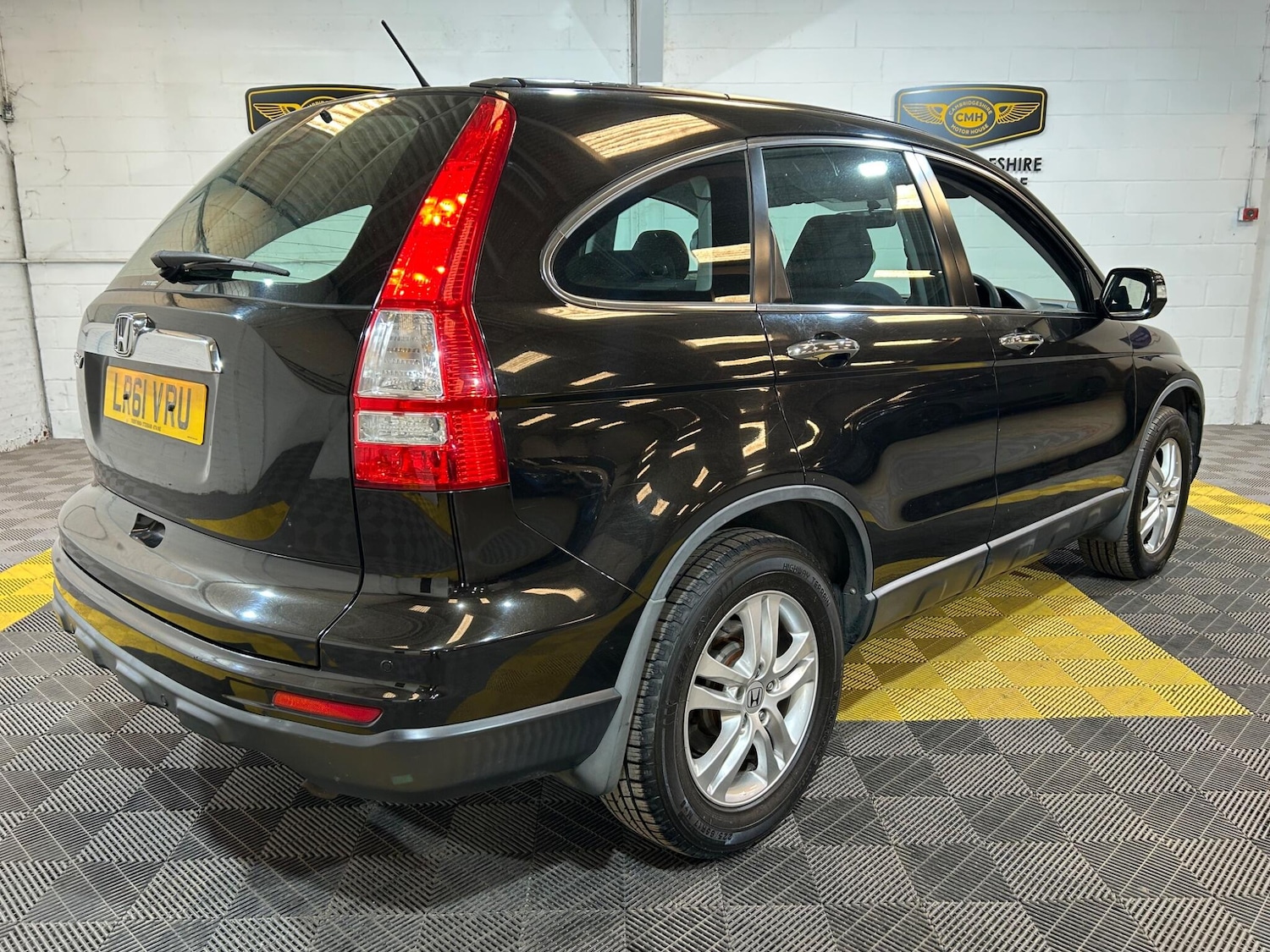 Vehicle 28