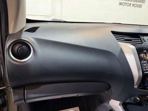 Used Nissan Navara 2017 for sale - 74335945: Photo 53