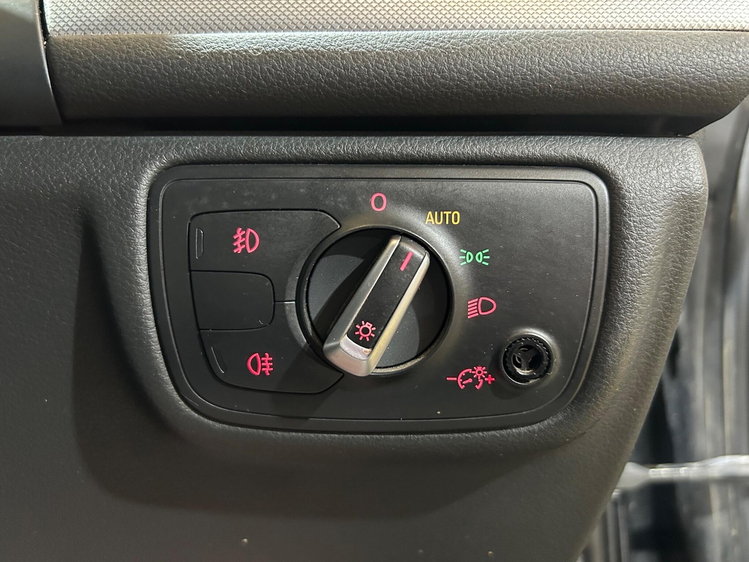 Used Audi A6 Allroad 2013 for sale - 75949032: Photo 29