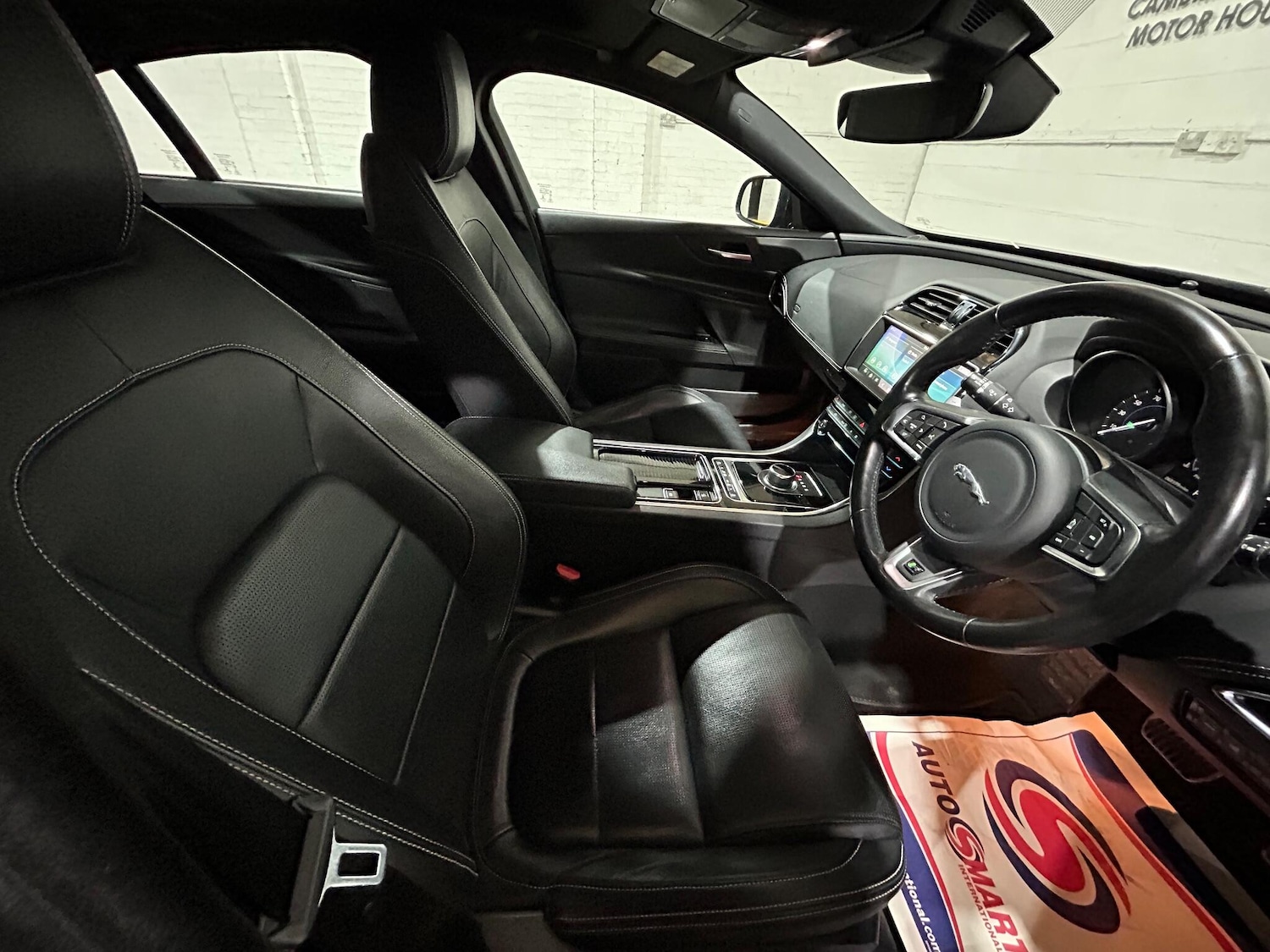 Used Jaguar XE 2019 for sale - 76996892: Photo 38