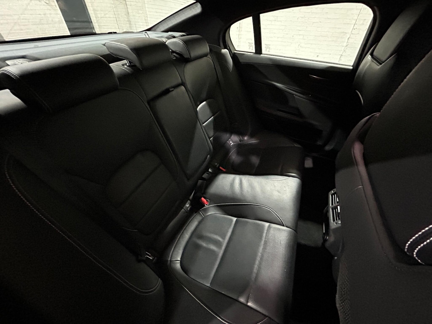 Used Jaguar XE 2019 for sale - 76996892: Photo 41