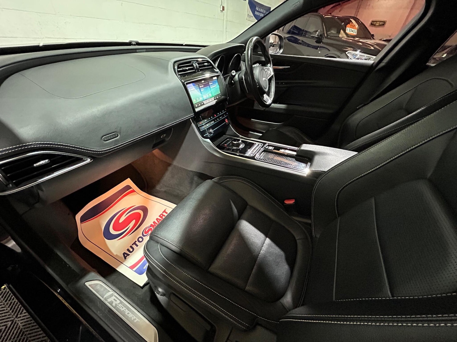 Used Jaguar XE 2019 for sale - 76996892: Photo 63