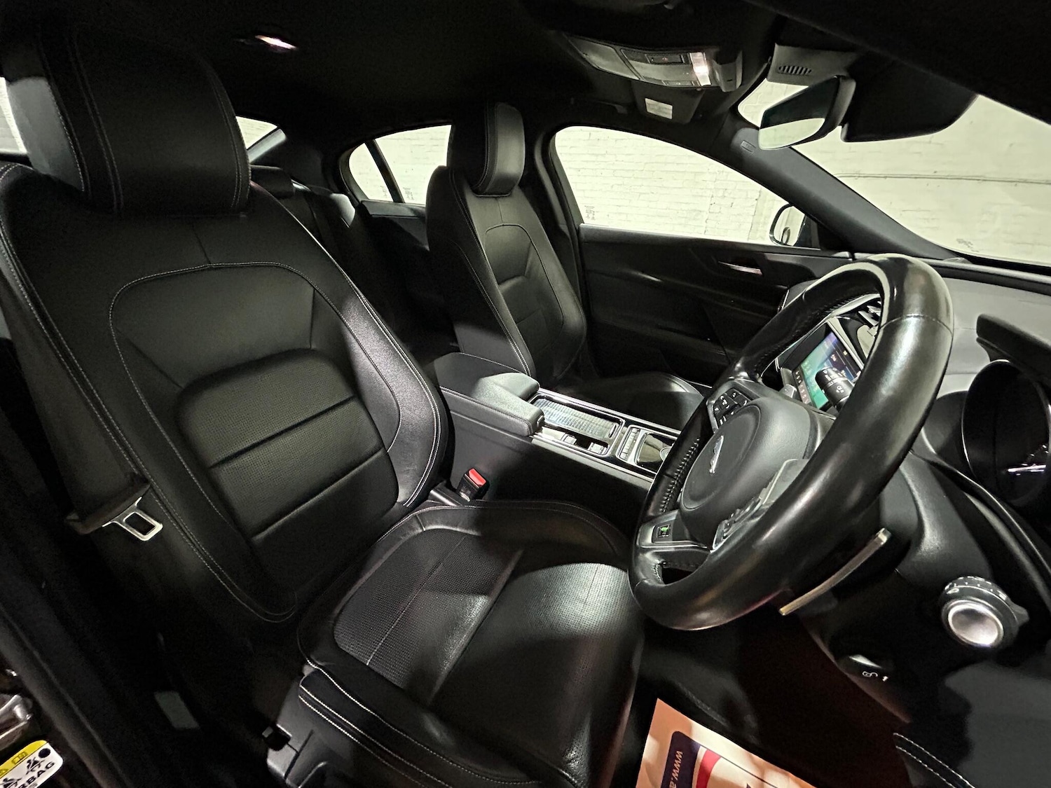 Used Jaguar XE 2019 for sale - 76996892: Photo 8