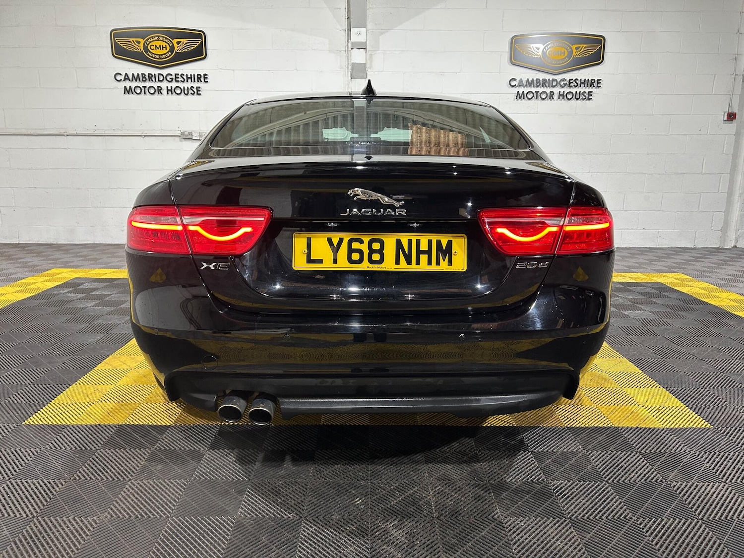 Used Jaguar XE 2019 for sale - 76996892: Photo 80