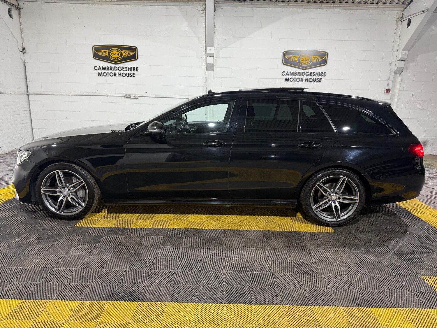 Used Mercedes-Benz E Class 2017 for sale - 76886217: Photo 14