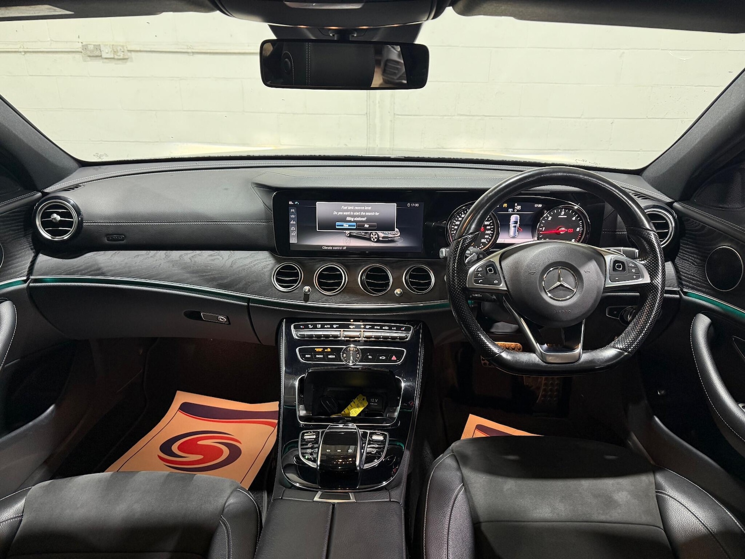 Used Mercedes-Benz E Class 2017 for sale - 76886217: Photo 41