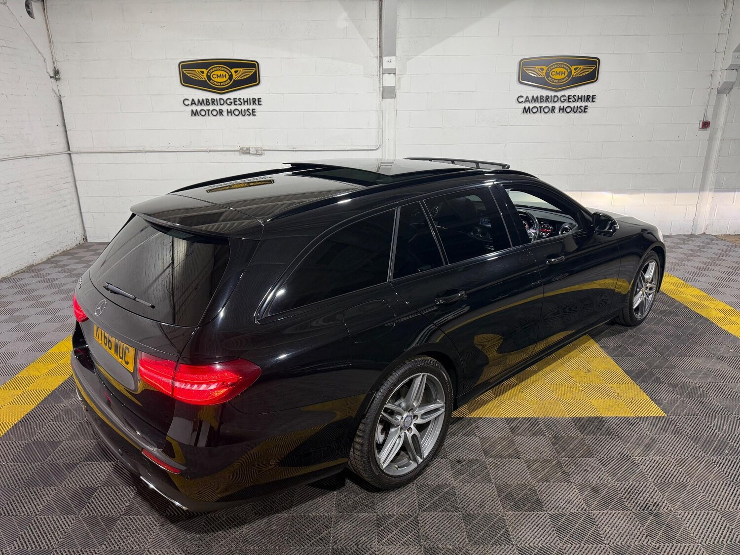 Used Mercedes-Benz E Class 2017 for sale - 76886217: Photo 48