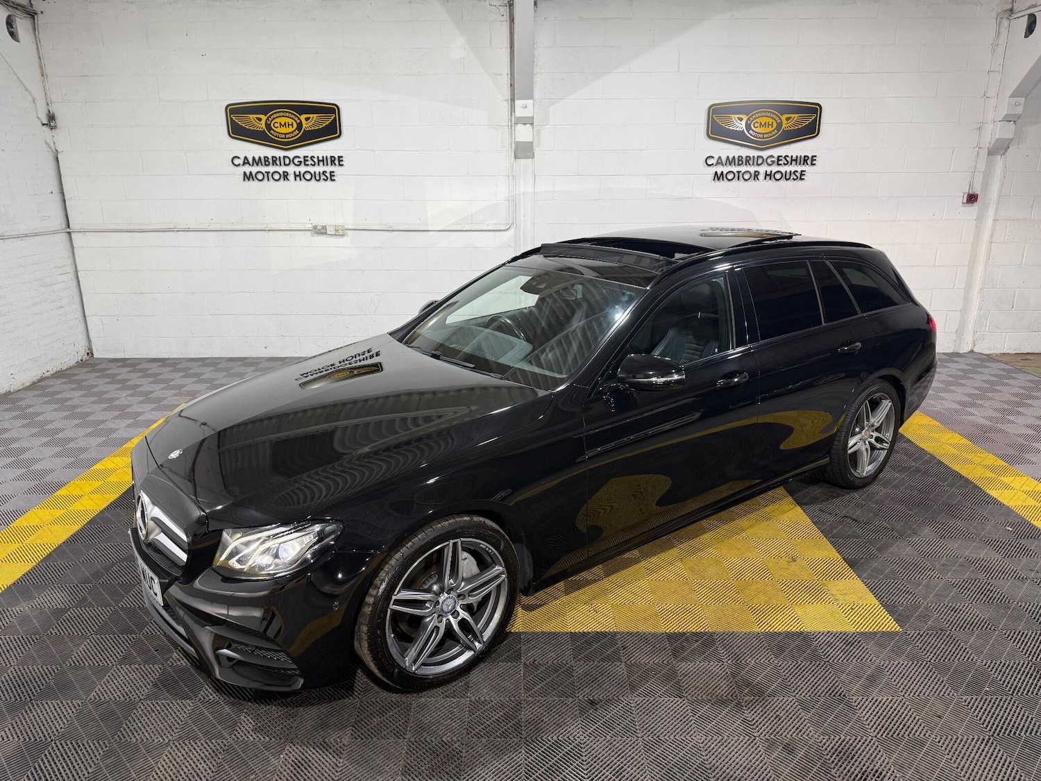 Used Mercedes-Benz E Class 2017 for sale - 76886217: Photo 69