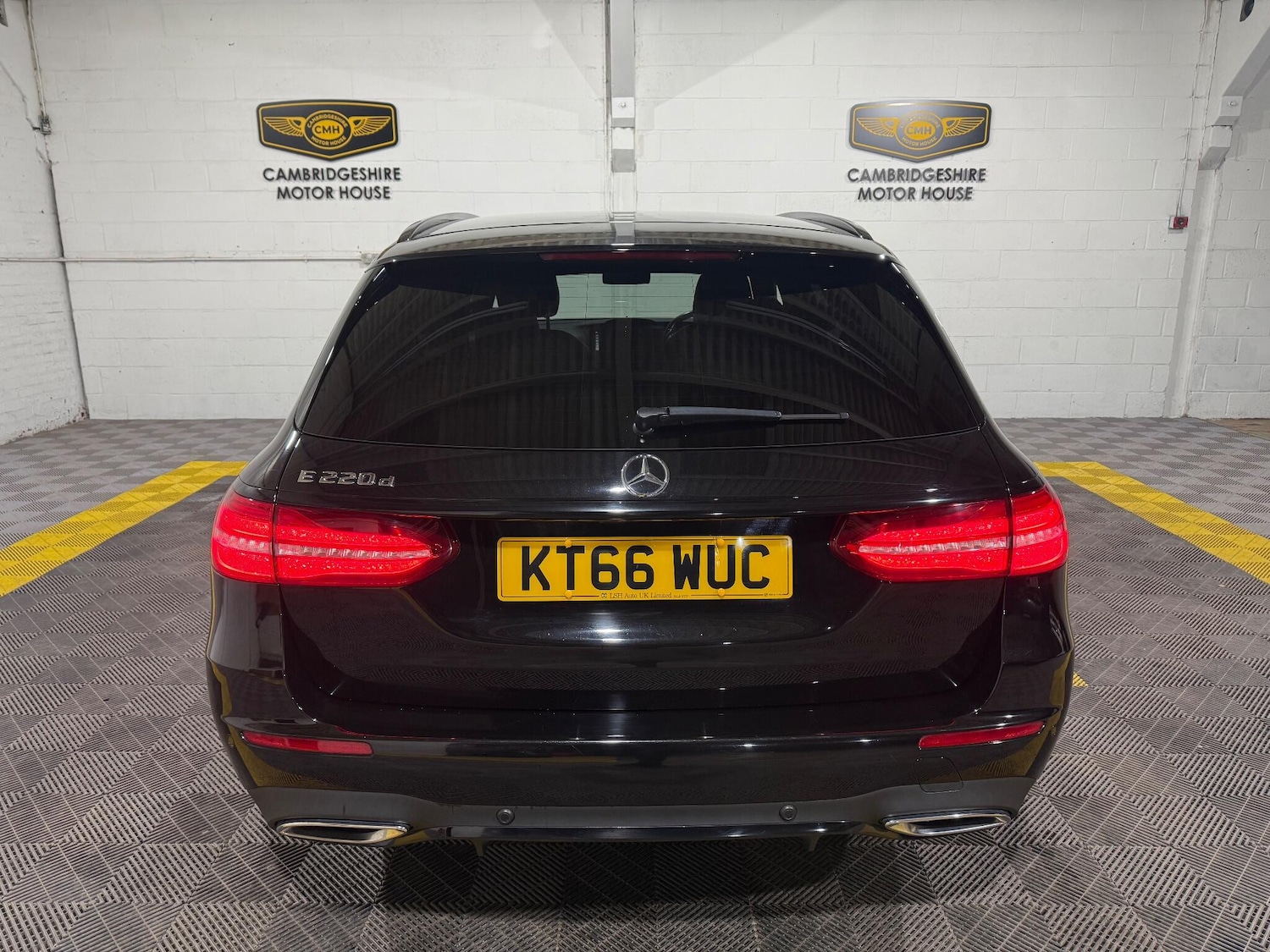 Used Mercedes-Benz E Class 2017 for sale - 76886217: Photo 76