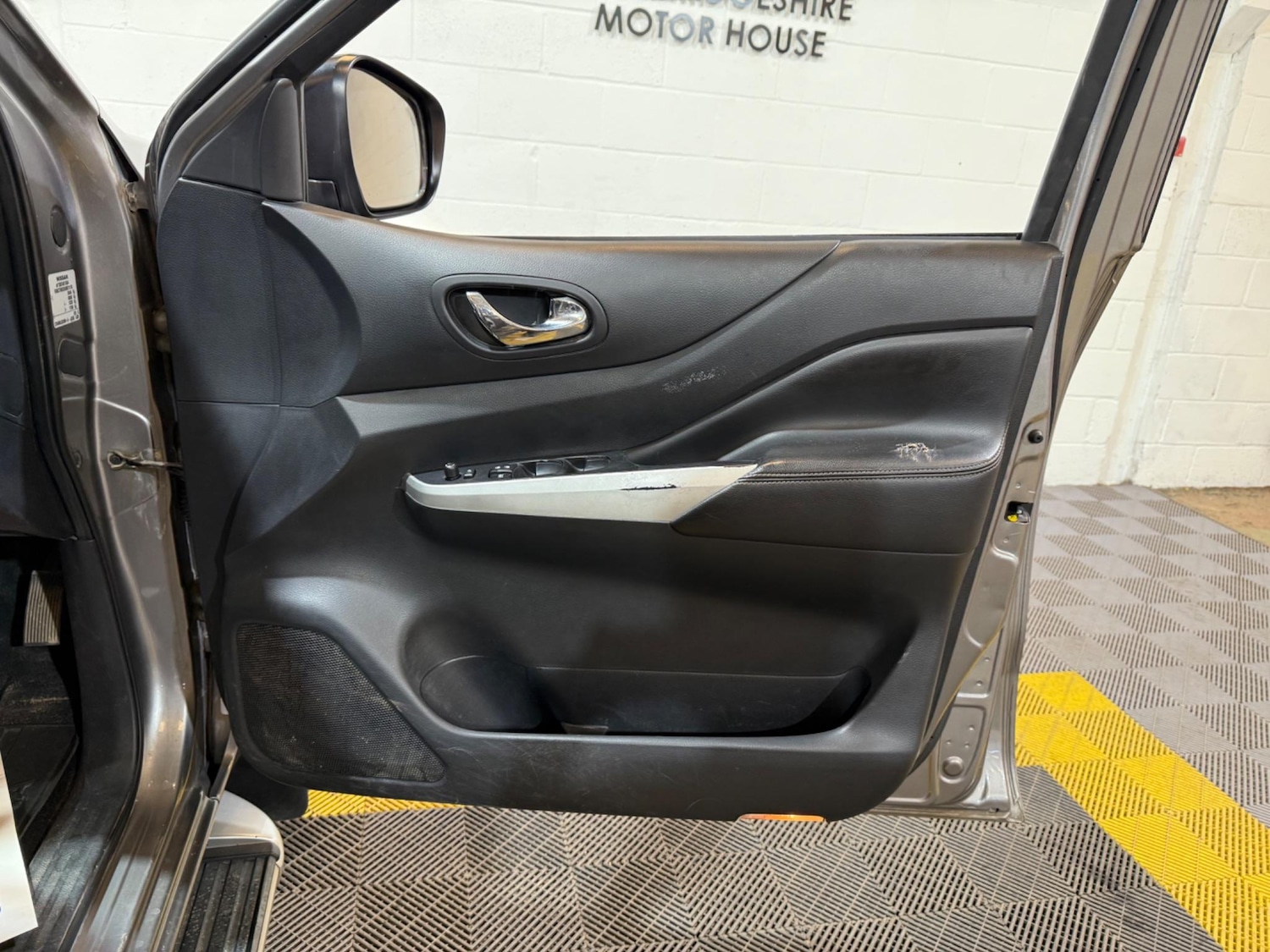 Used Nissan Navara 2017 for sale - 76644815: Photo 32