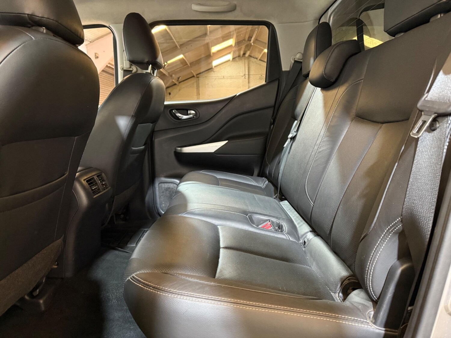 Used Nissan Navara 2017 for sale - 76644815: Photo 43