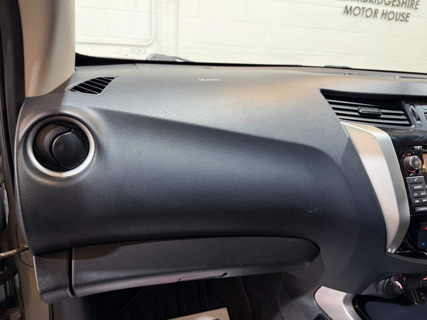 Used Nissan Navara 2017 for sale - 76644815: Photo 46